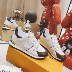 Louis Vuitton RUN AWAY