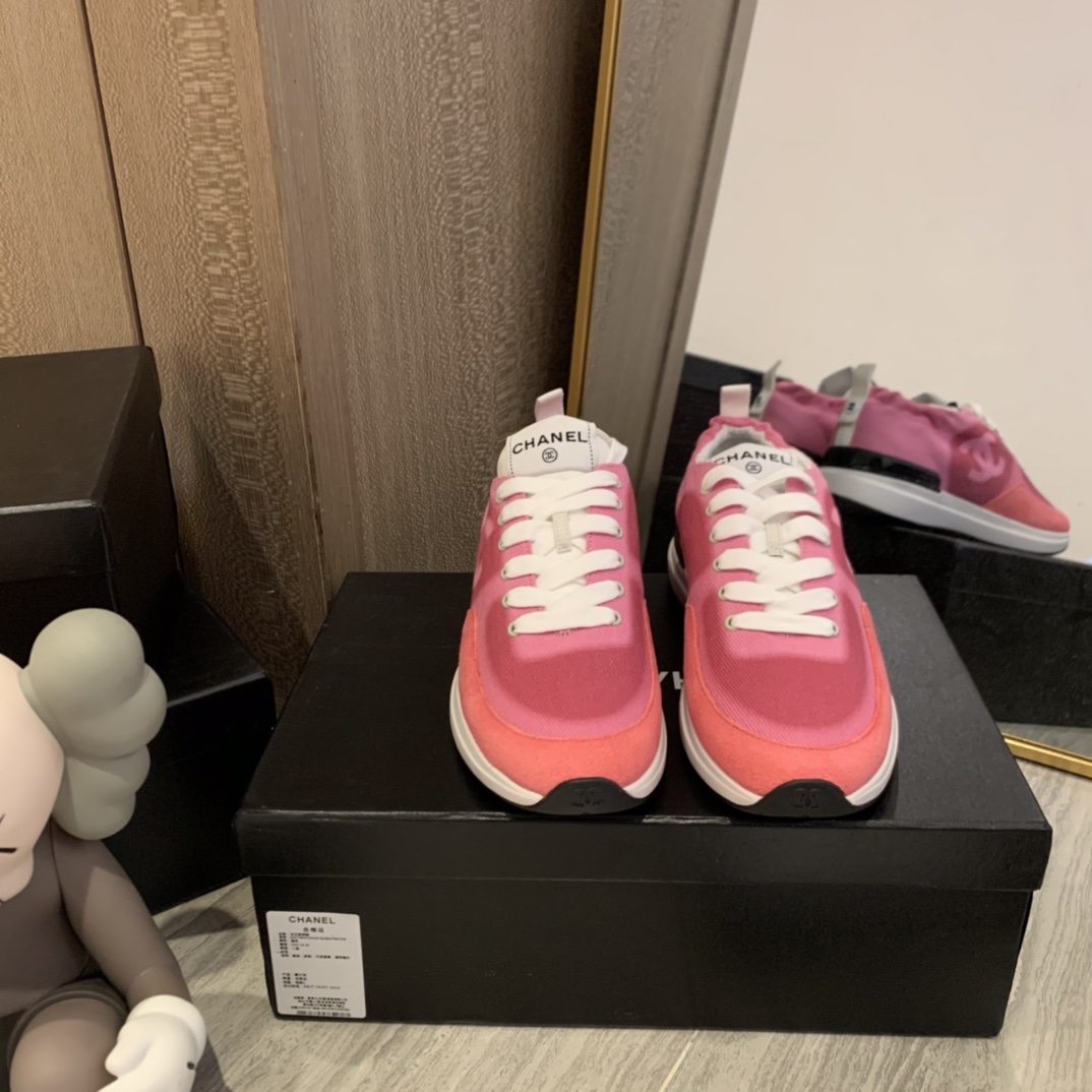 CHANEL SNEAKERS 14
