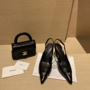 CHANEL HIGH HEELS 48