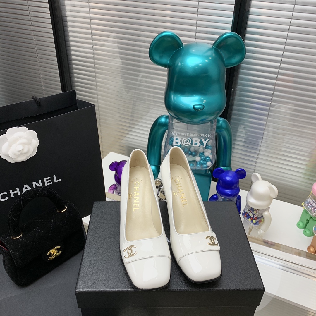 CHANEL HIGH HEELS 50