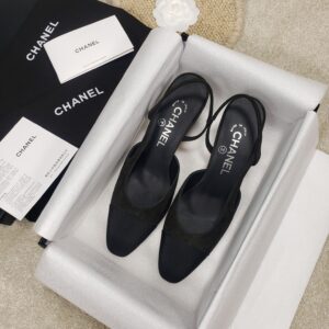CHANEL FLATS 36
